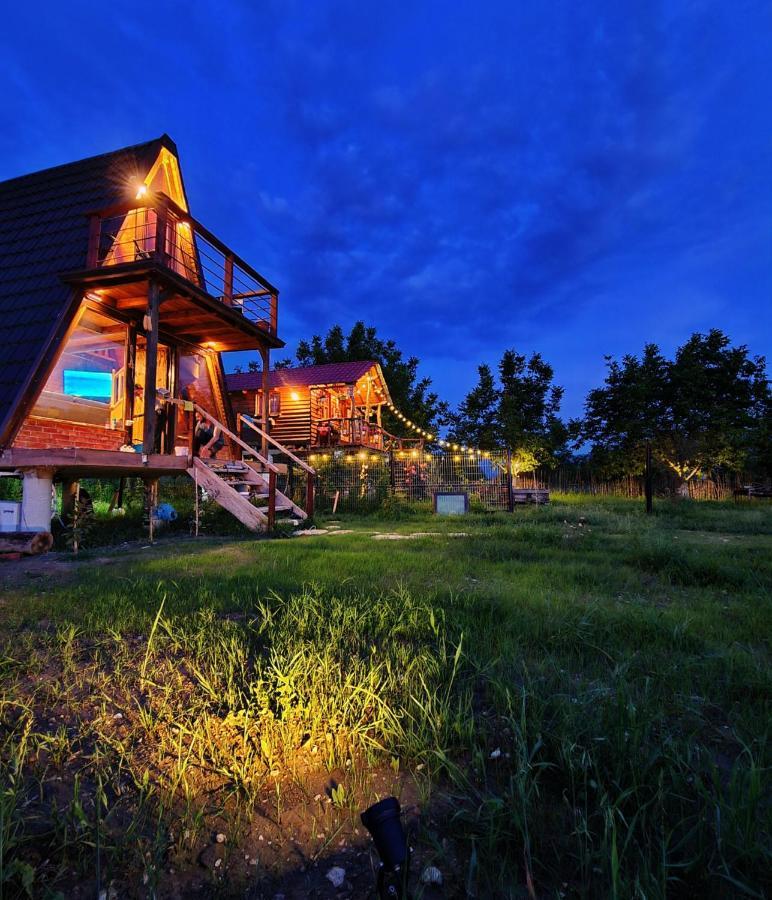 Hotel Life On The Farm à Nepravishte Extérieur photo